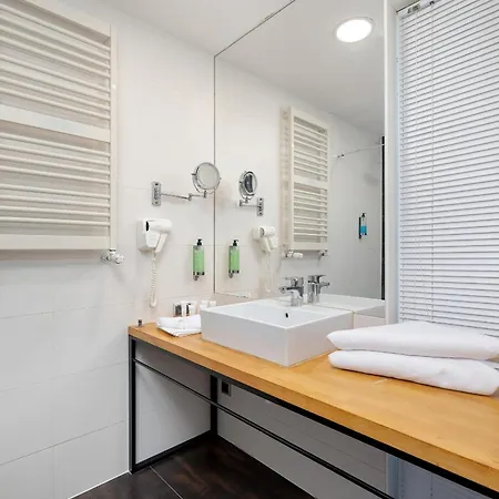 Baltin With Gym, Sauna & Swimming Pool By Renters