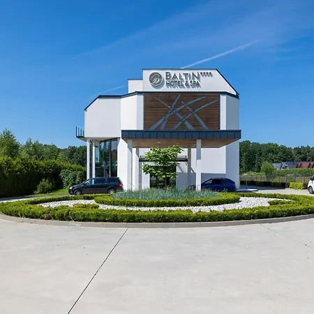Baltin With Gym, Sauna & Swimming Pool By Renters