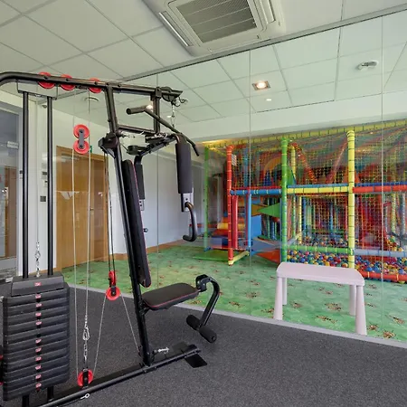 شقة Baltin With Gym, Sauna & Swimming Pool By Renters